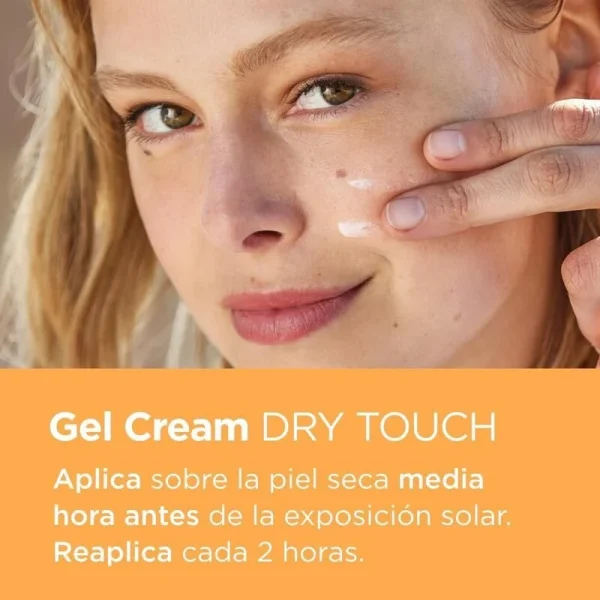 SET TRATAMIENTO FACIAL ISDIN DUO FOTOPROTECTOR GEL CREAM DRY TOUCH SPF 50+ 50 ML - Imagen 3
